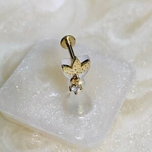 Elegant Gold Leaf Stud Earring with zircon Charm